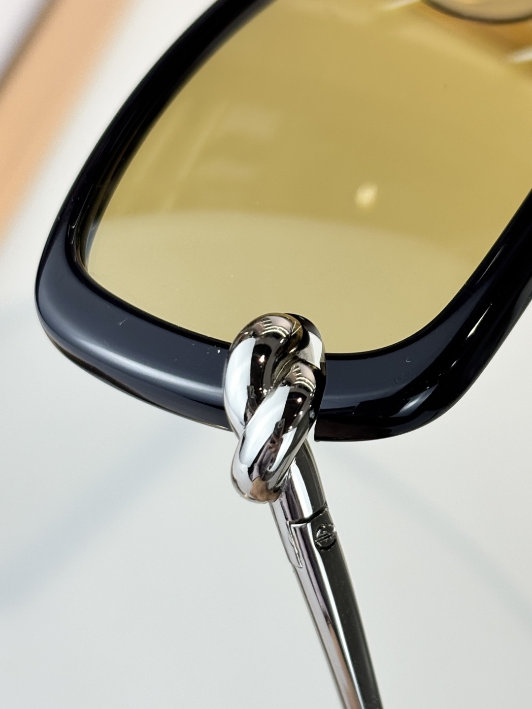 BOTTEGA VENET*MODEL：BV1439SSIZE：53口20-145