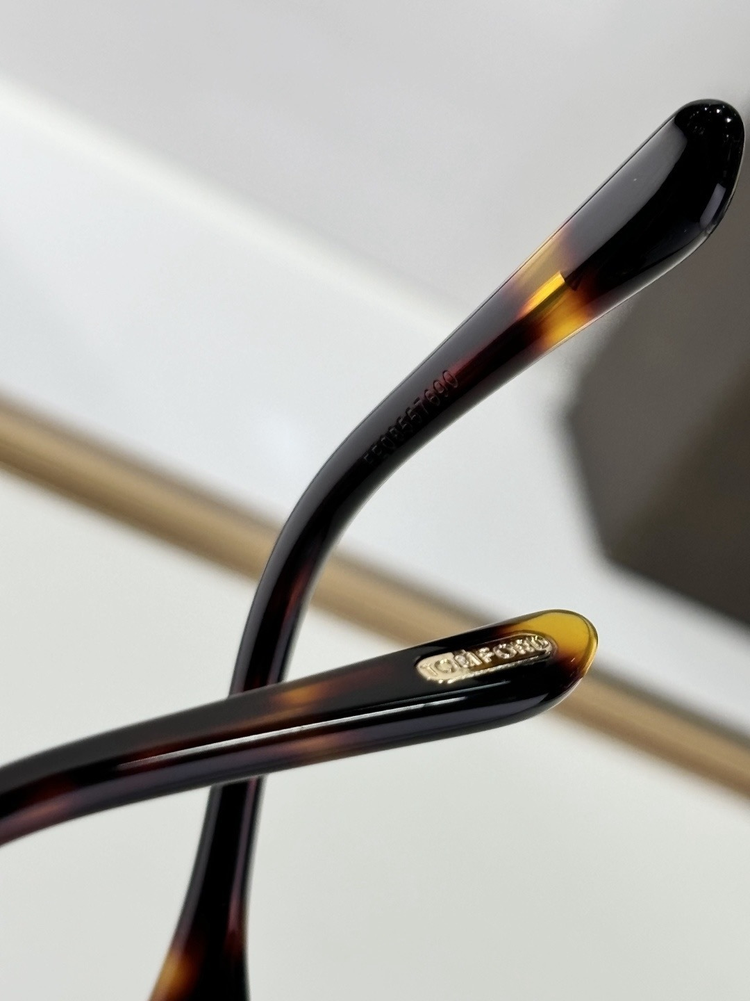 ￼ TOM FORMODEL：TF1177-SIZE：59口15-145