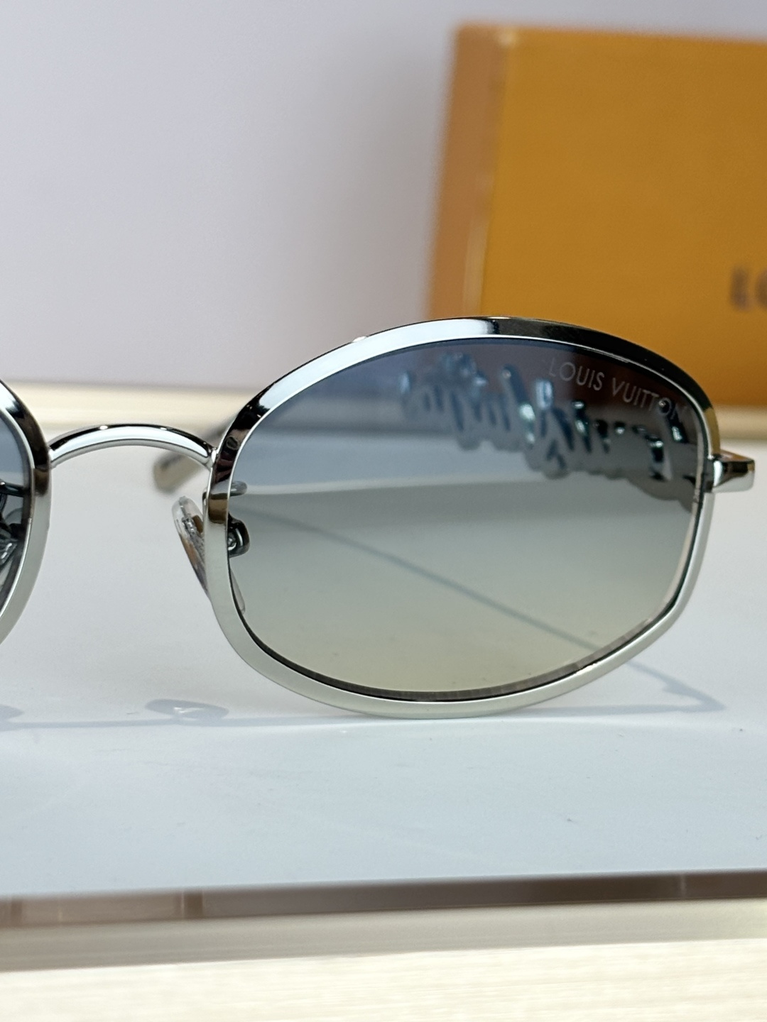 LOUIS 26SS SIZE:Z3171U Size:54-18-140