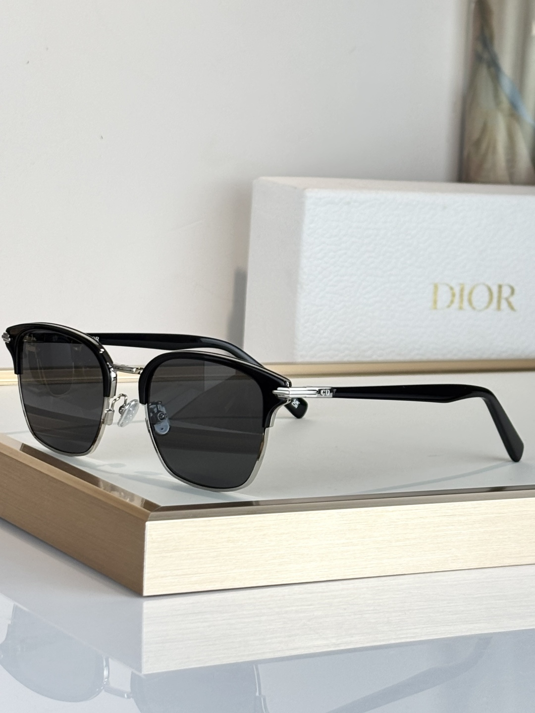 DiorMOD：DiorBlackSuitO S24USize：49口19 145