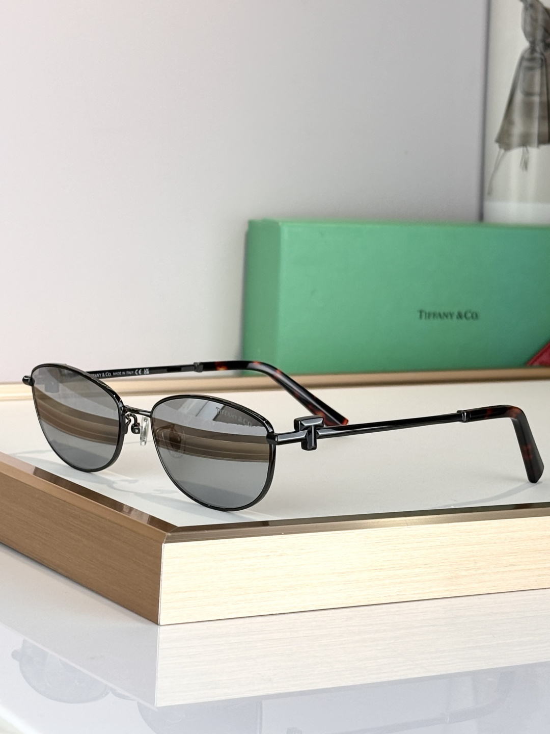 TIFFANY&Co.MODEL：TF3115SIZE：56口17-140