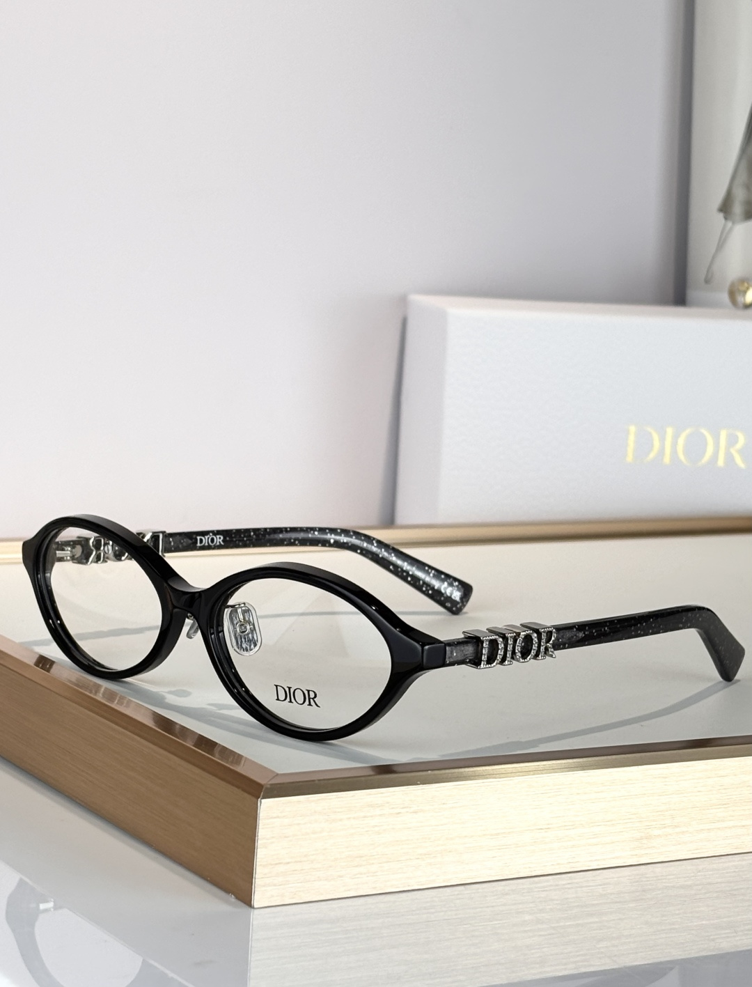 DIORMOD：DiorTreasure R1FSize：57口17-145