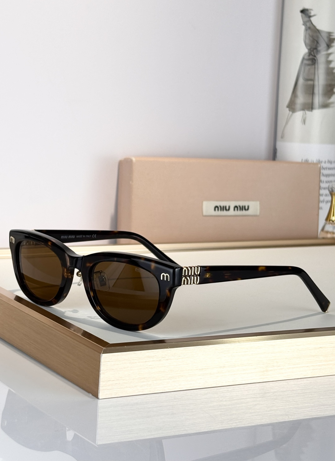 MIU MIUMOD：VMU80SSize：52口23-145