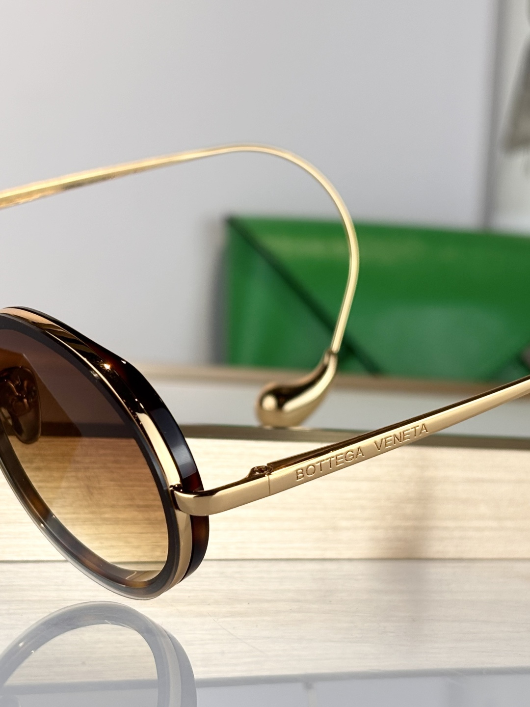 BOTTEGA VENET*MODEL：BV2031LASIZE：58口18-145