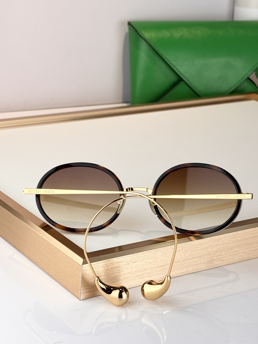 BOTTEGA VENET*MODEL：BV2031LASIZE：58口18-145