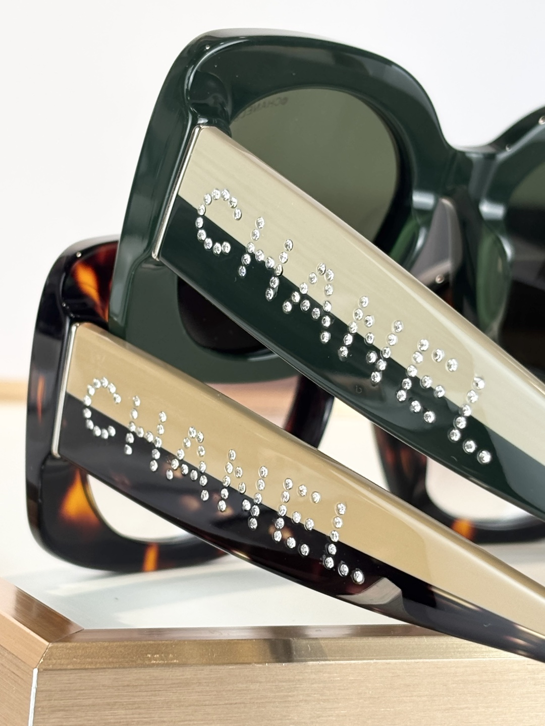 CHANELMODEL：CH5563BSIZE：53口21-140