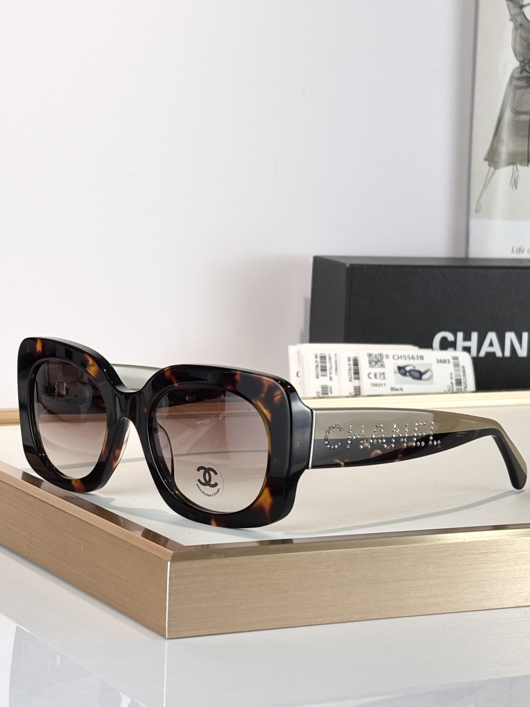 CHANELMODEL：CH5563BSIZE：53口21-140