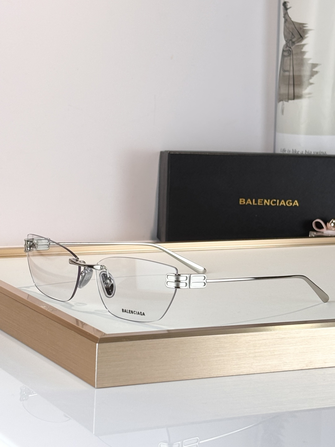 BALENCIAG* Mod：BB0490OSize：62口16-145