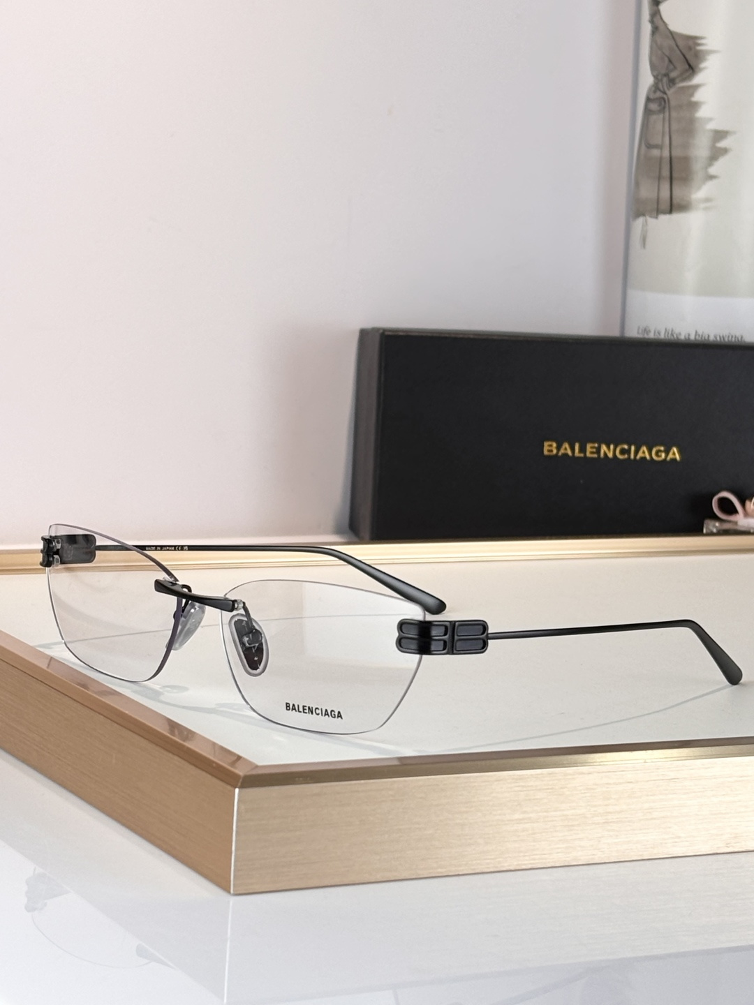 BALENCIAG* Mod：BB0490OSize：62口16-145