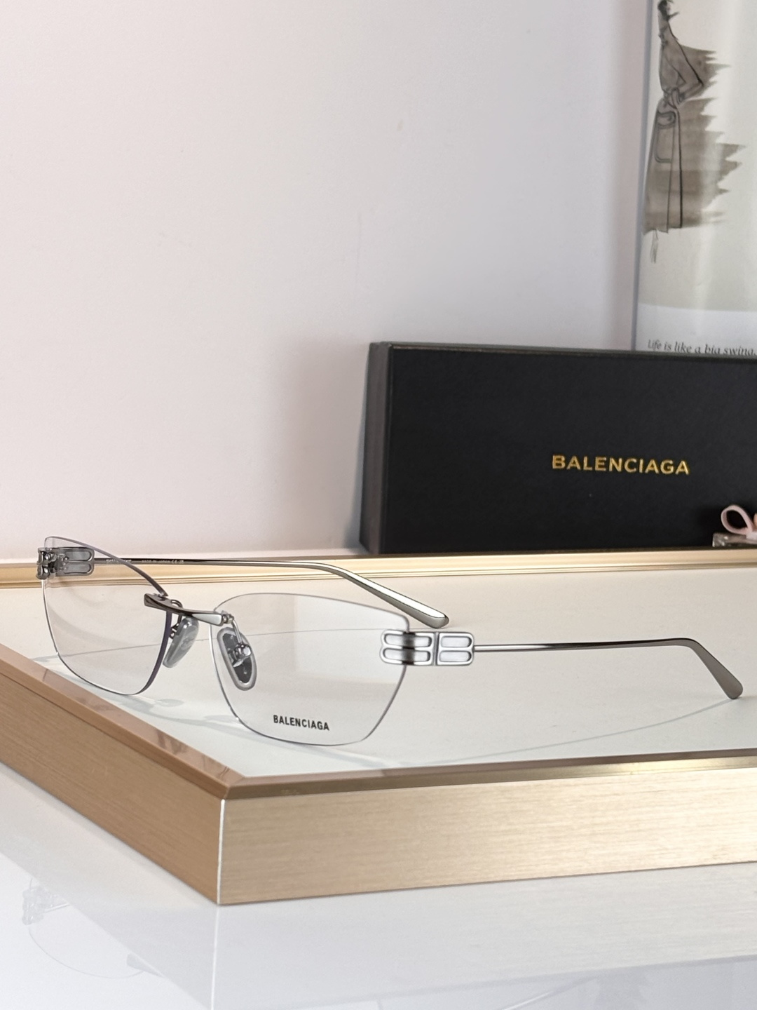 BALENCIAG* Mod：BB0490OSize：62口16-145