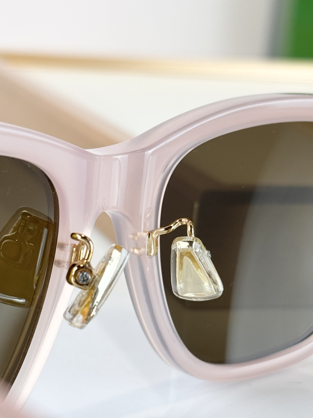 Bottega Venet*Mod：BV1402SKSize：55口19-145