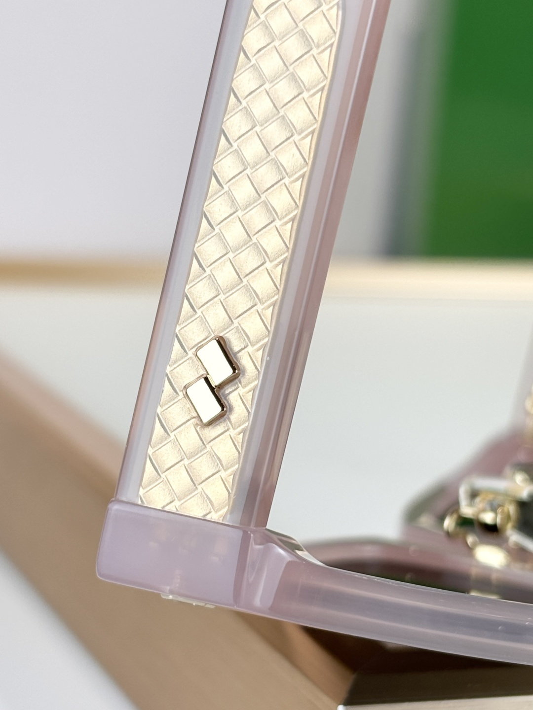 Bottega Venet*Mod：BV1402SKSize：55口19-145