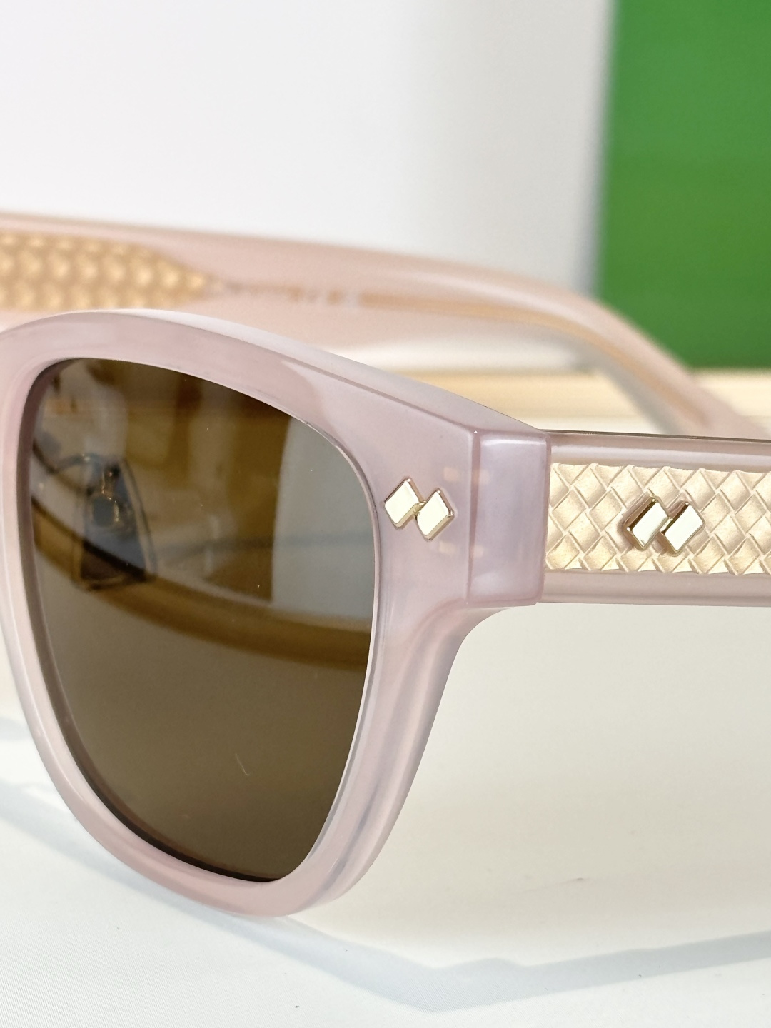 Bottega Venet*Mod：BV1402SKSize：55口19-145