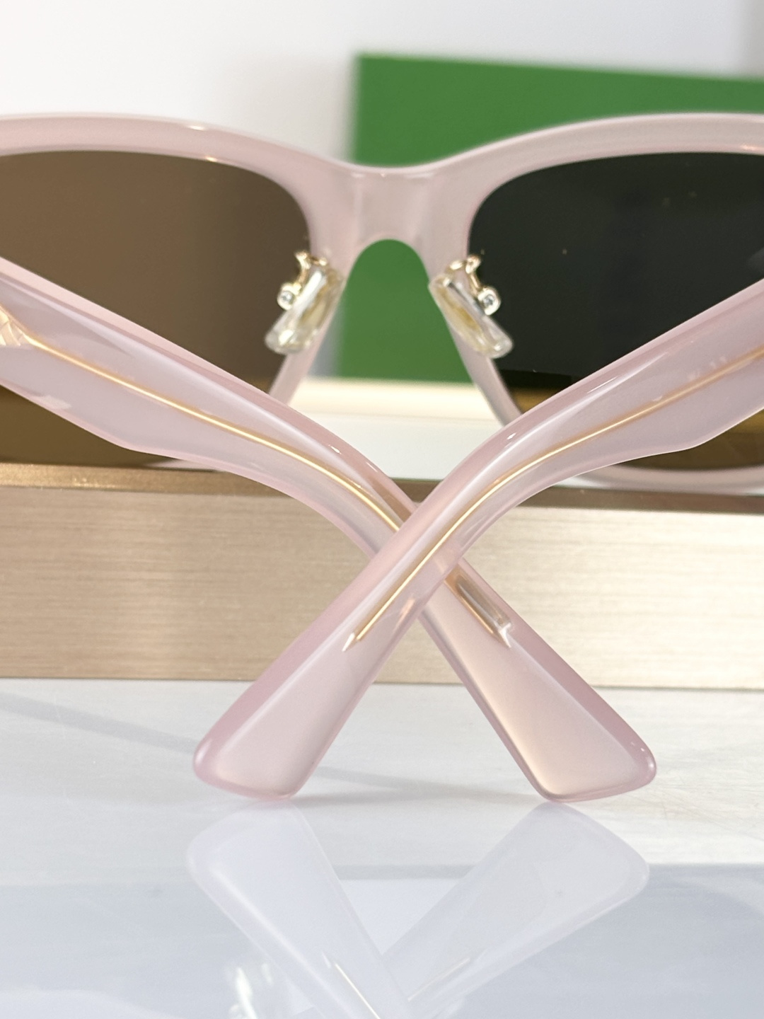 Bottega Venet*Mod：BV1402SKSize：55口19-145