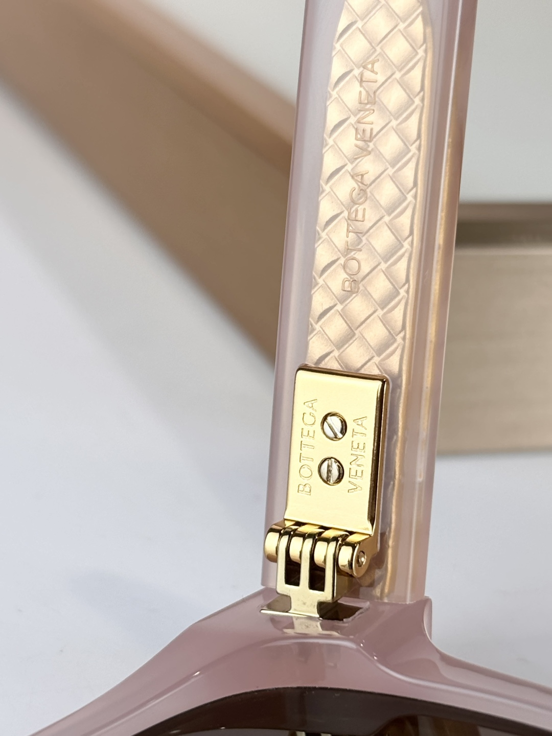 Bottega Venet*Mod：BV1402SKSize：55口19-145