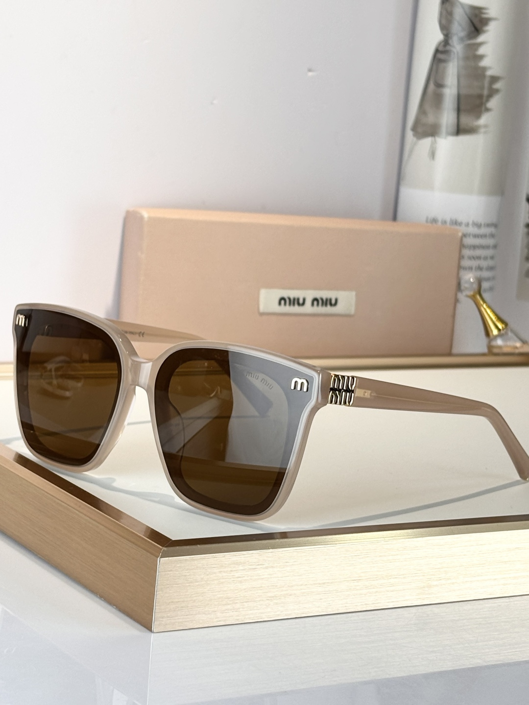 MIU MIUMOD：VMU81SSize：65口14-145