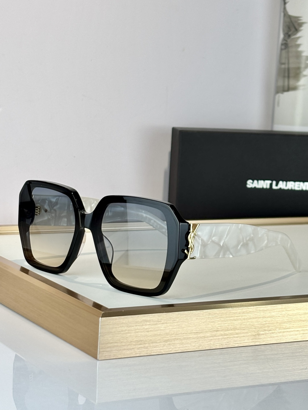 oversized SAINT LAURENL TOP QUALITY MOD:SLM118 size：