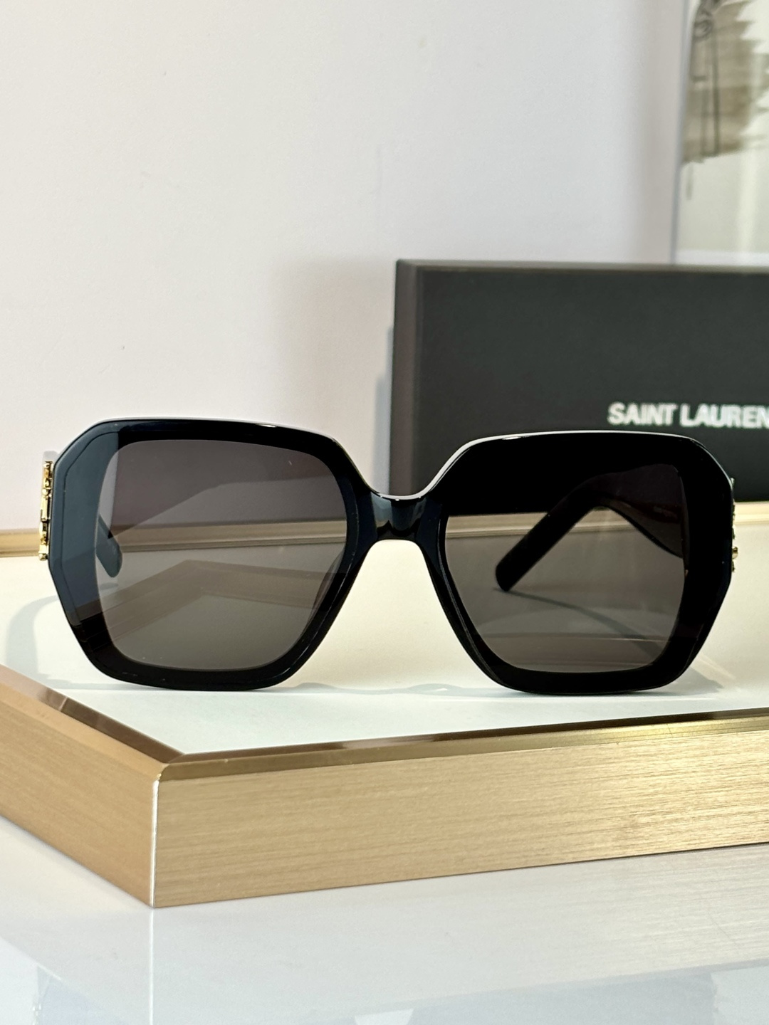 Saint Laurent SAINT LAURENL