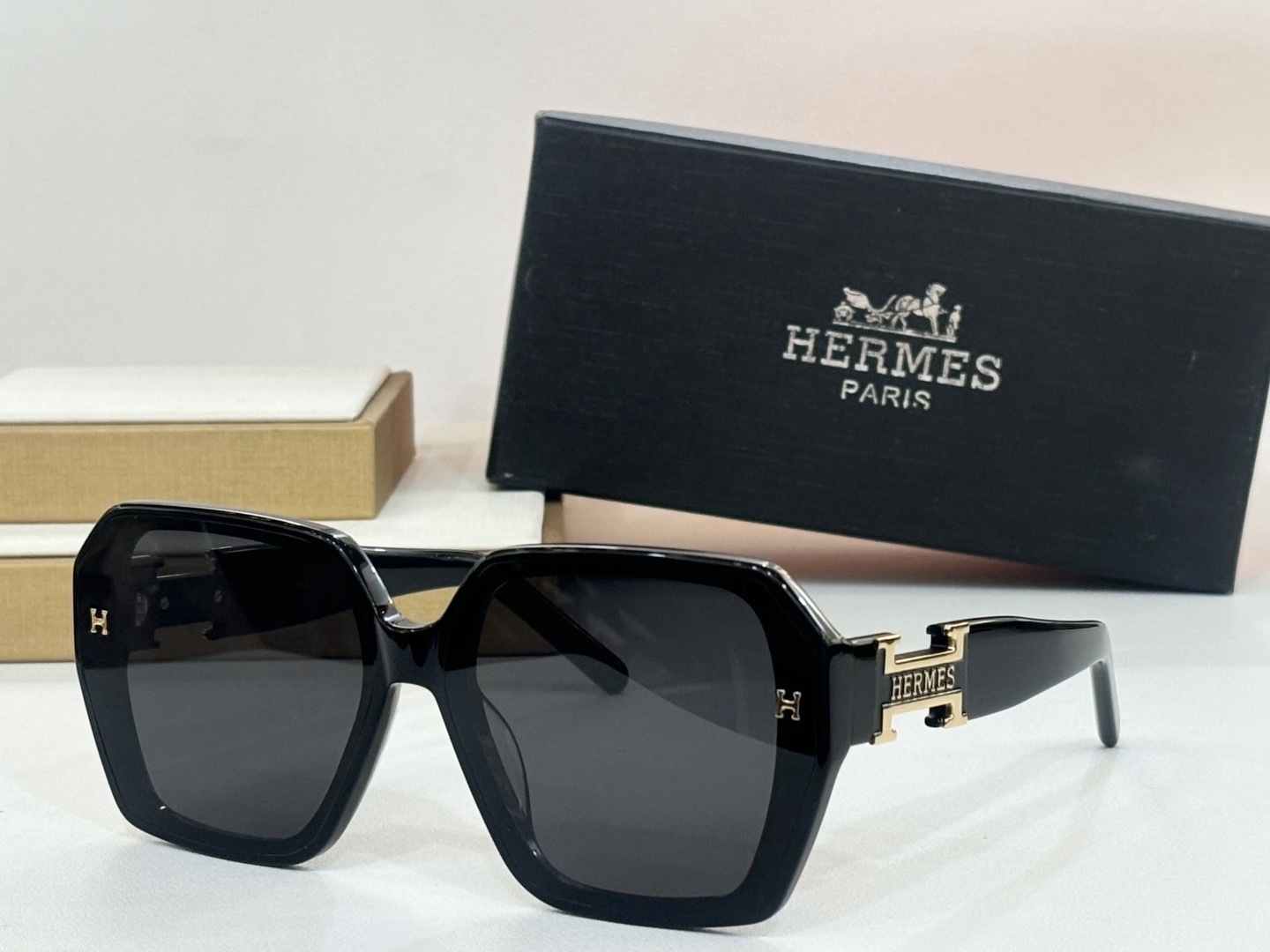 HERMES经典款MOD：HS1906size：56-20-145