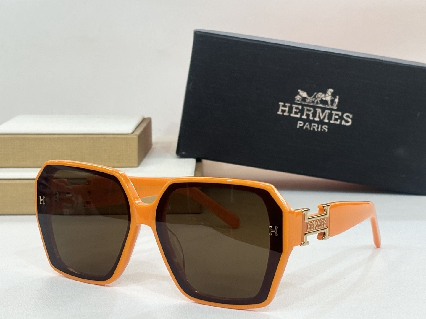 HERMES经典款MOD：HS1906size：56-20-145