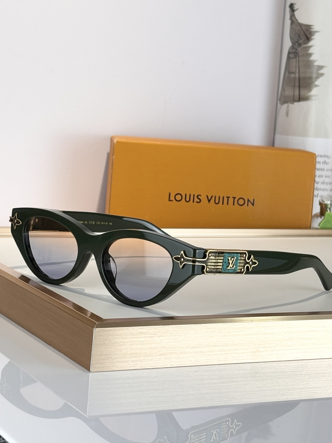 LOUIS VUITTO*MODEL：Z2736USIZE：50口18-145