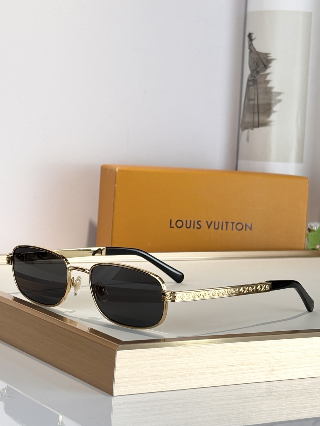 LOUIS VUITTO*MODEL：Z2931USIZE：54口20-145