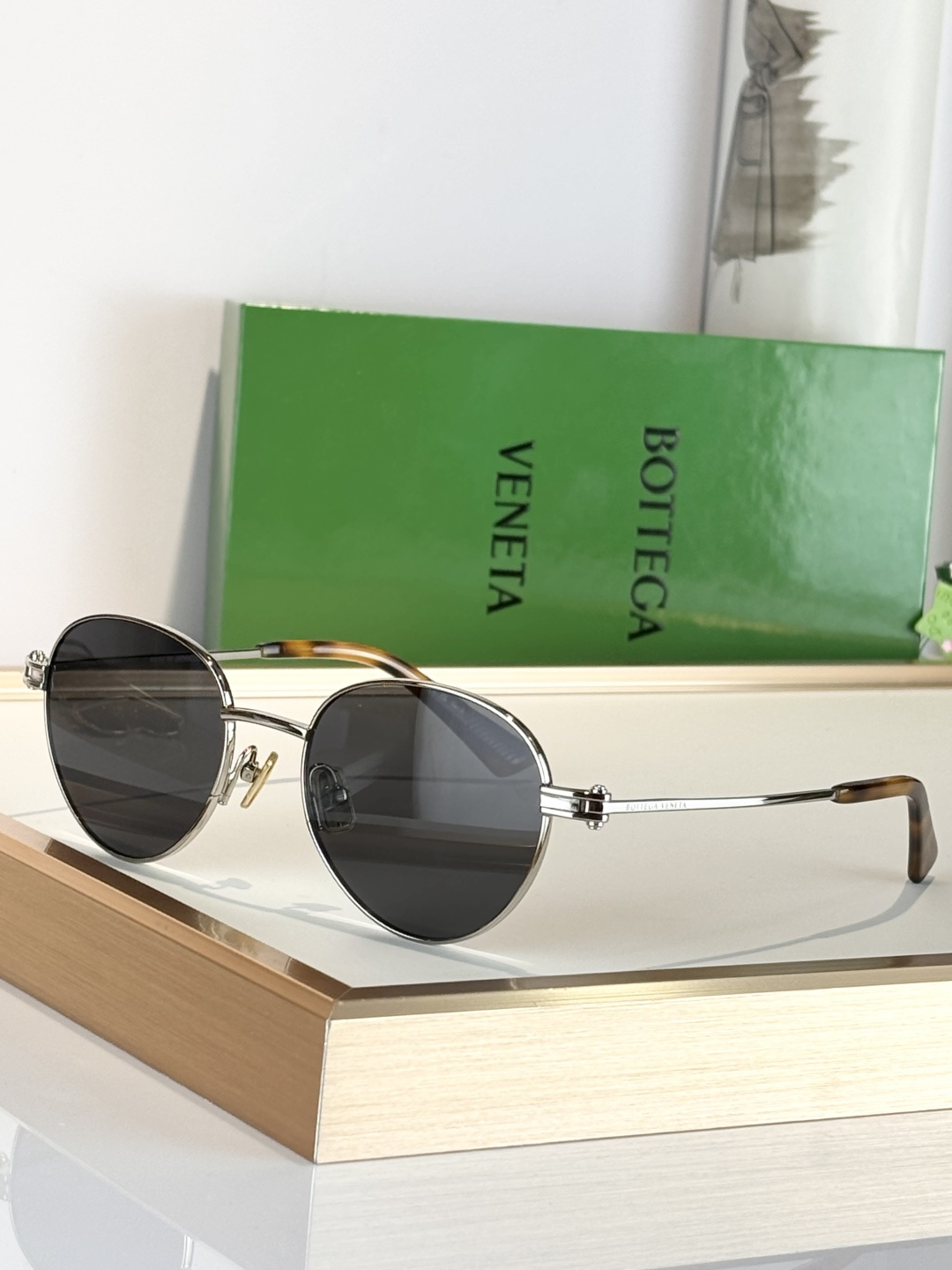 BOTTEGA VENET*MODEL：BV1382SSIZE：51口20-145