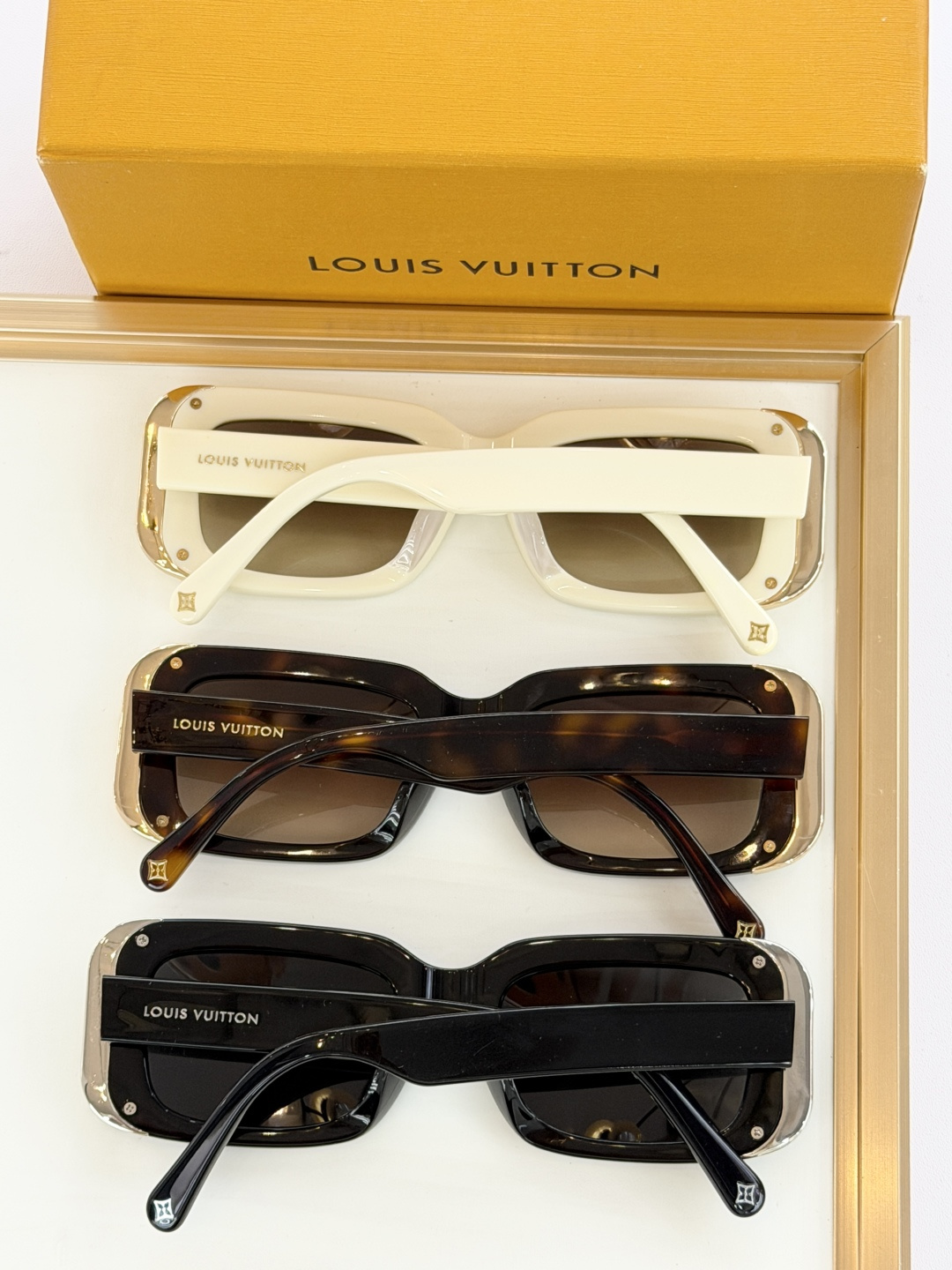 Louis Vuitton Louis Vuitton