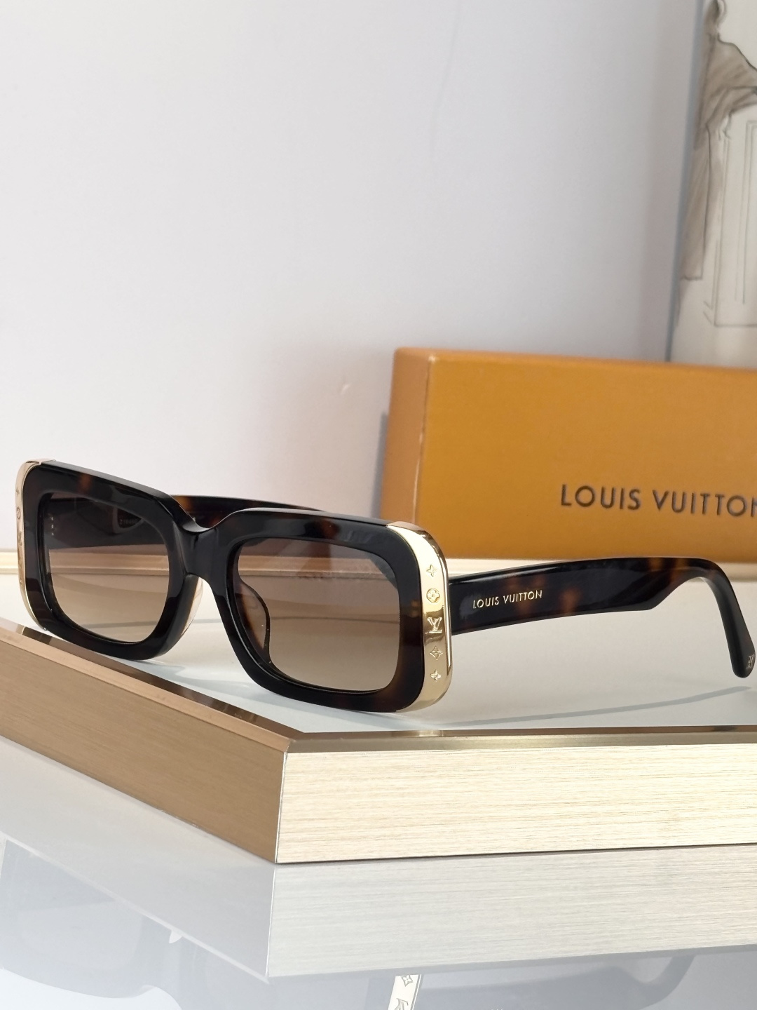 Louis Vuitton Louis Vuitton