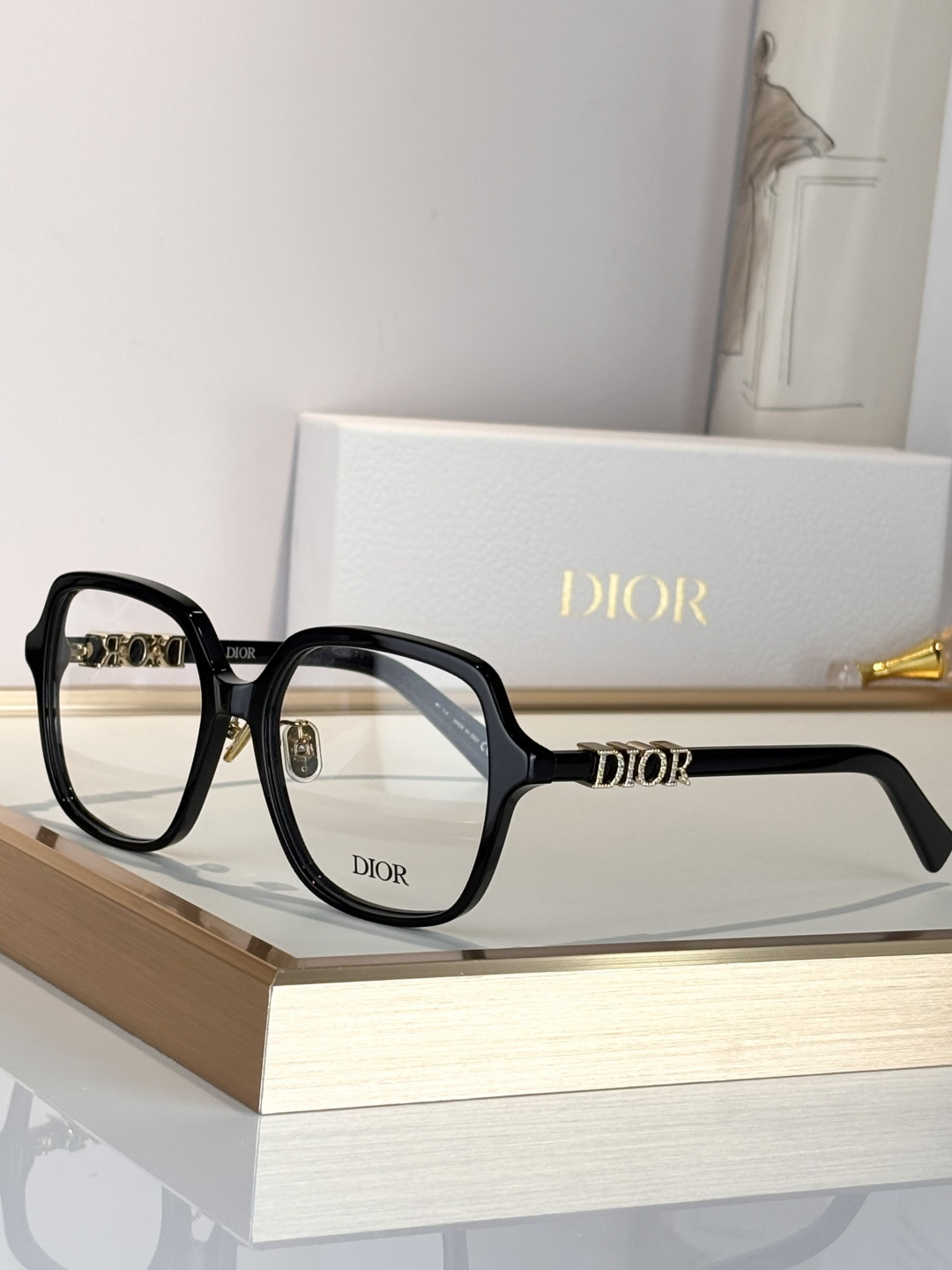 DIO*MODEL: Dior Treasure S1FSIZE：56口18-145
