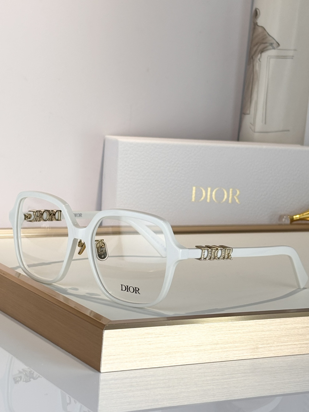 DIO*MODEL: Dior Treasure S1FSIZE：56口18-145