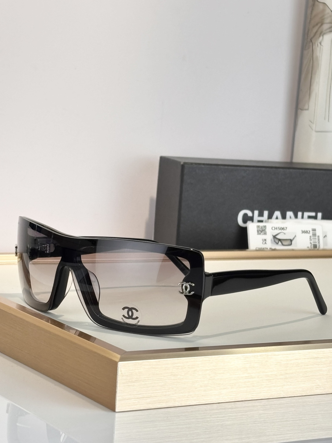 CHANELMODEL：CH5507SIZE：135口125