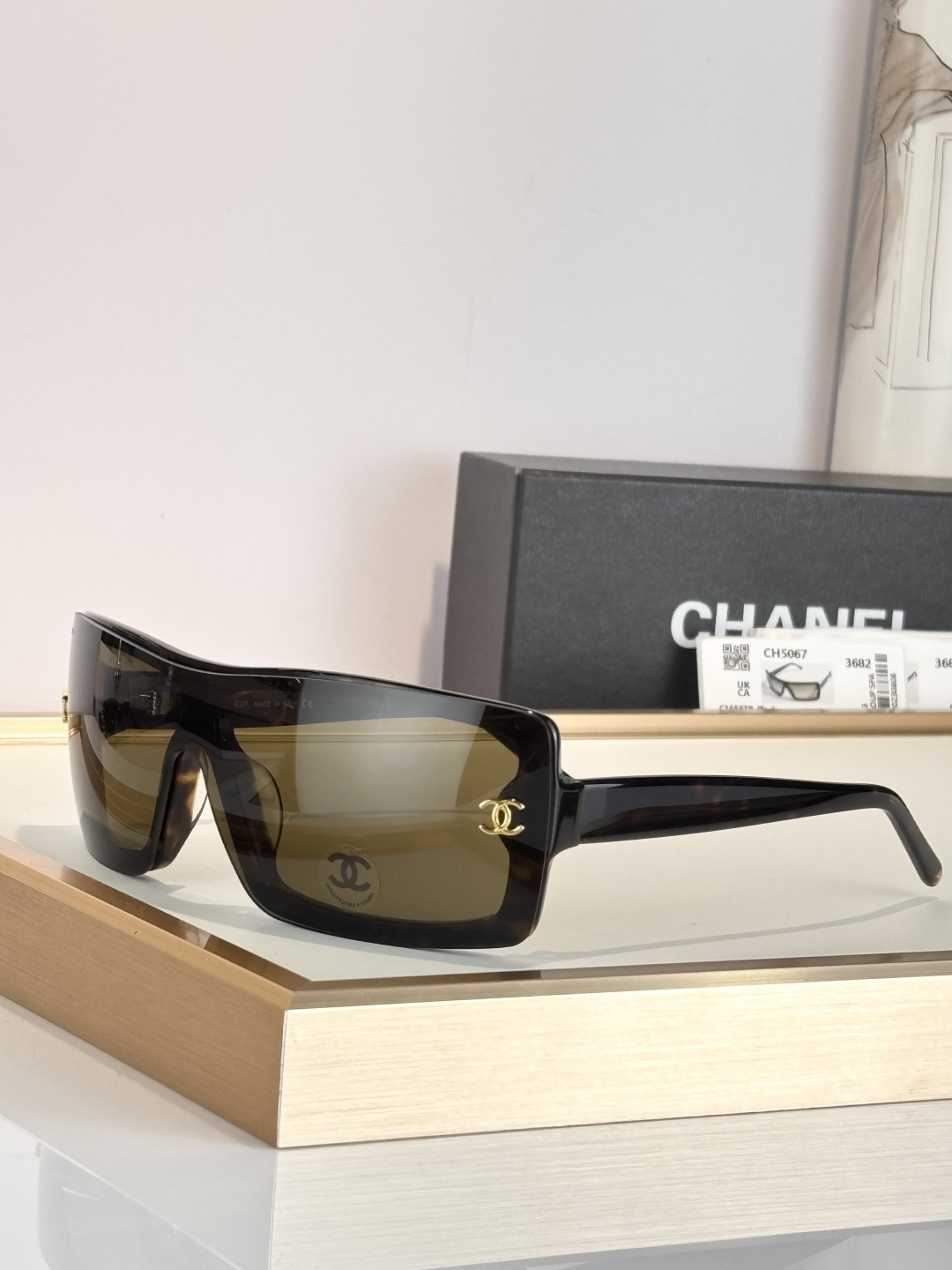 CHANELMODEL：CH5507SIZE：135口125