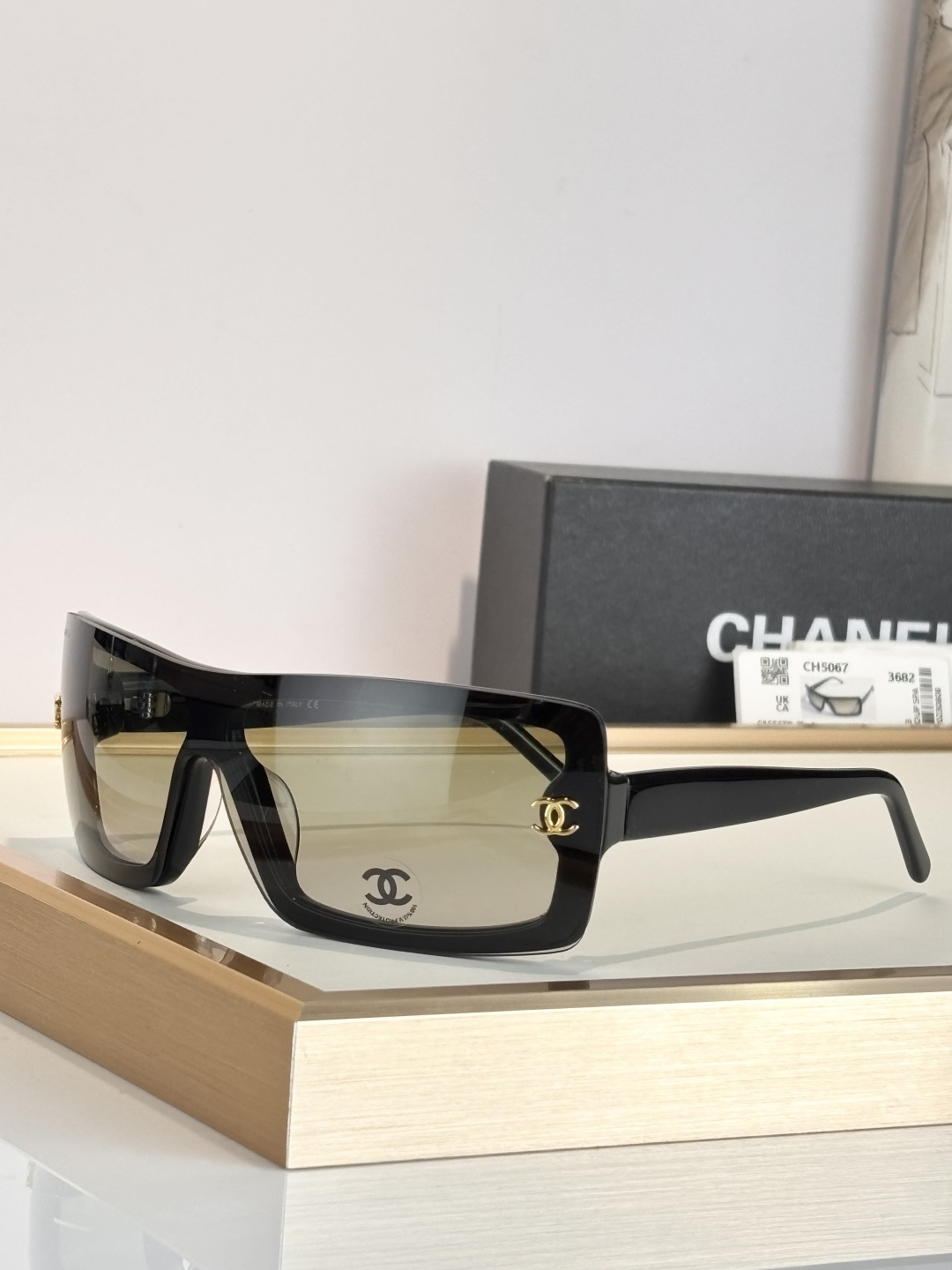 CHANELMODEL：CH5507SIZE：135口125