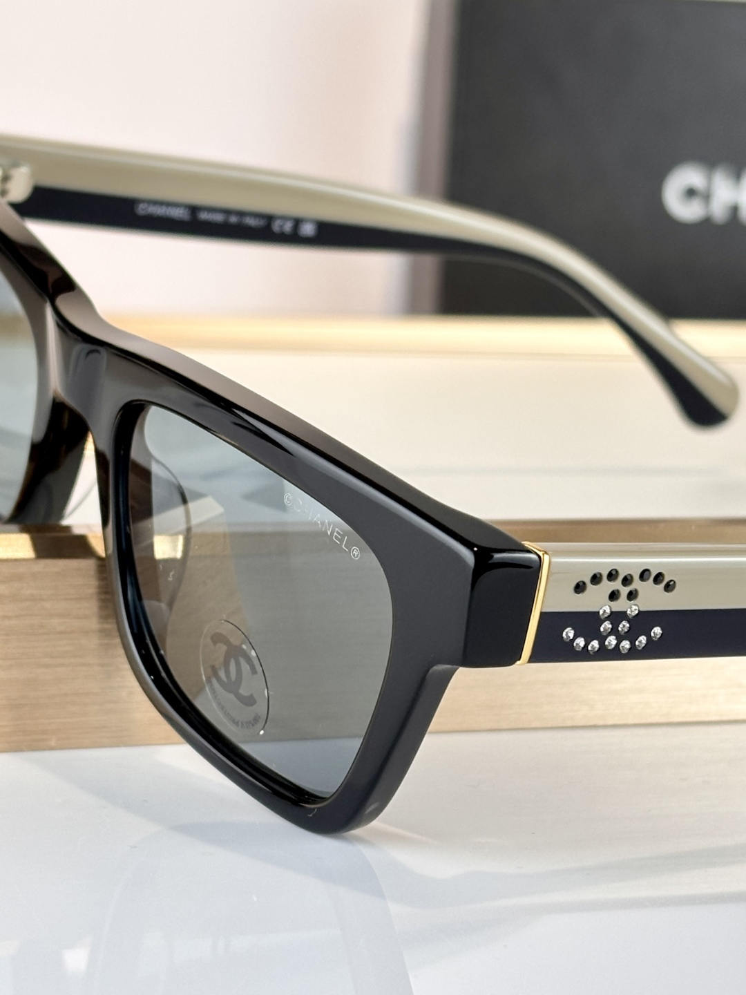 CHANELMODEL: CH5561B SIZE：54口20-140