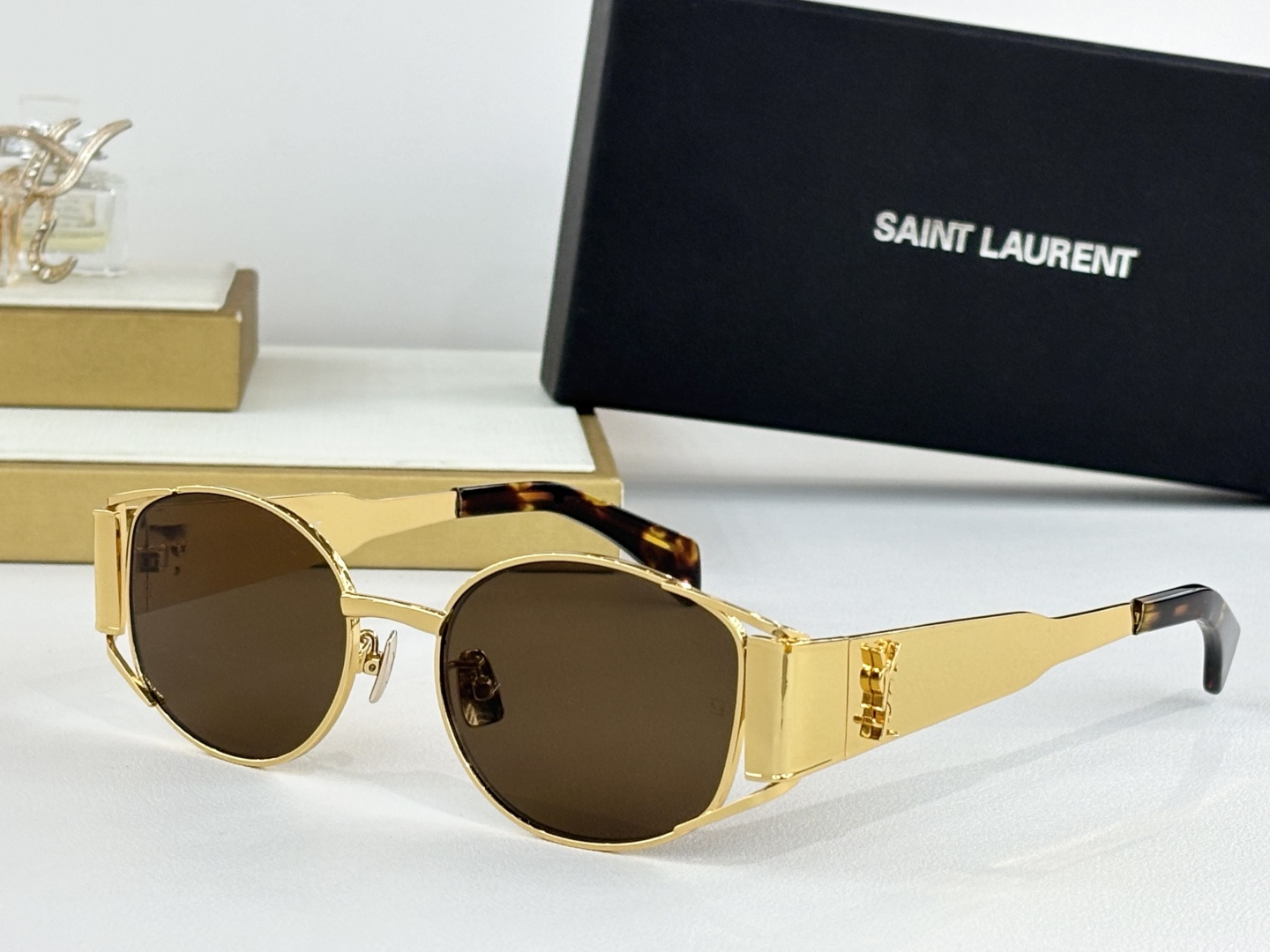 SAINT LAUREN.Mod：SL816size：52口19-145