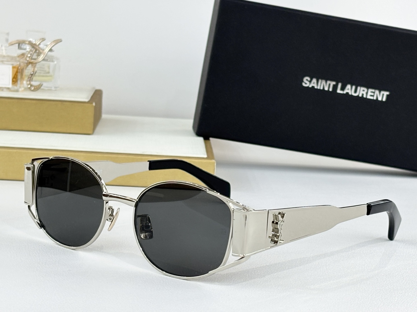 SAINT LAUREN.Mod：SL816size：52口19-145