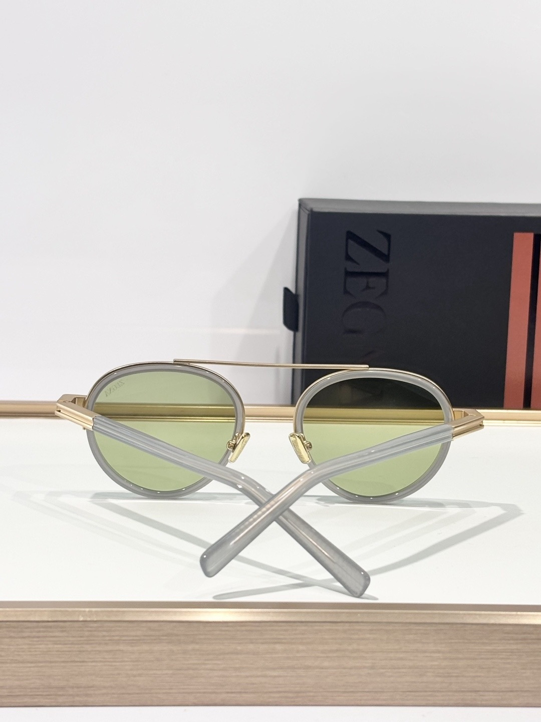 麦斯·米科尔森的假日风范Mads Mikkelsen in Zegna麦叔同款演绎典雅风度​Ermene