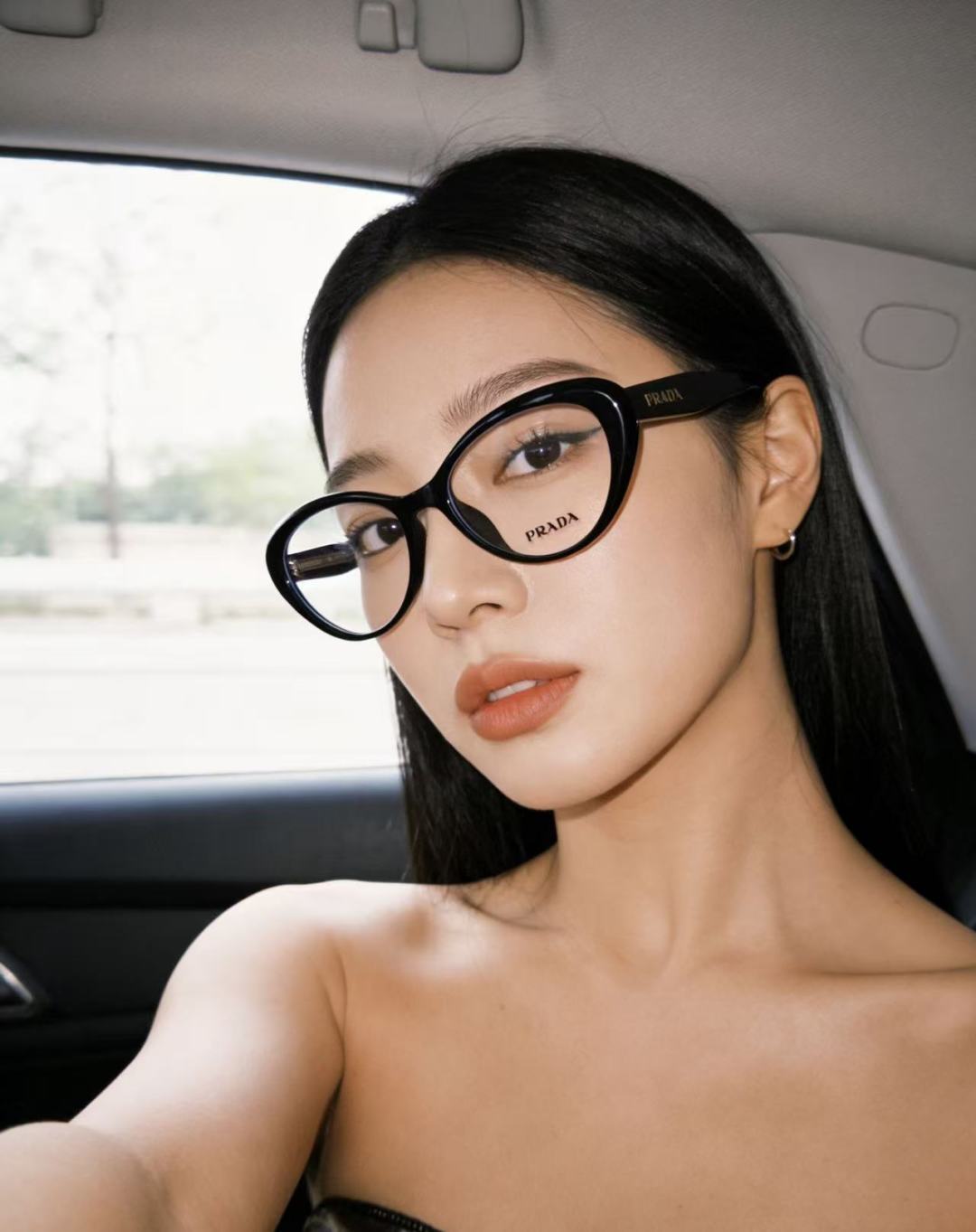 PRADAMOD：K9210Size：52口18-147