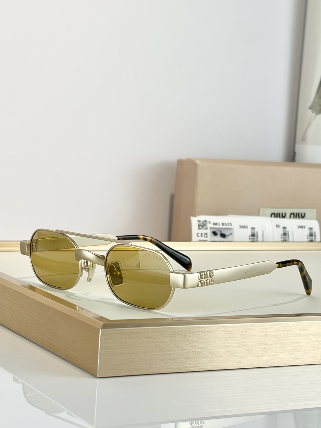 MIU MIUMODEL:MU B52SSIZE：52口21-135