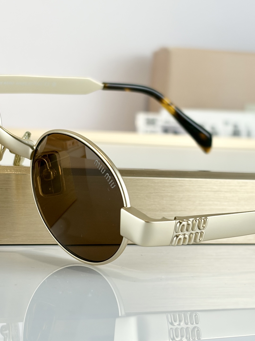 MIU MIUMODEL:MU B51SSIZE：47口21-135