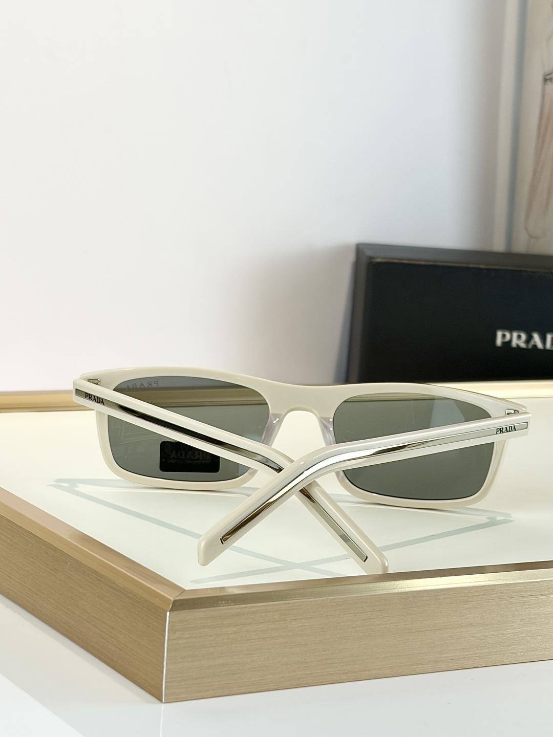 PRADAMODEL：PR D05SSIZE：52口18-145