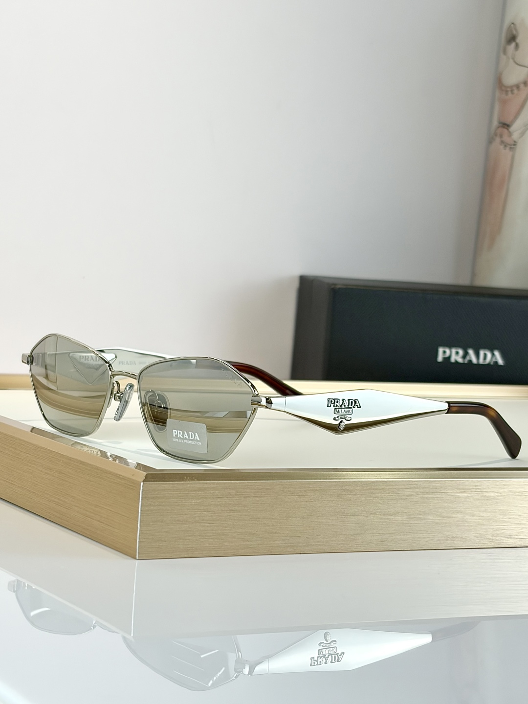 PRADAMODEL：PR D50SSIZE：57口16-140