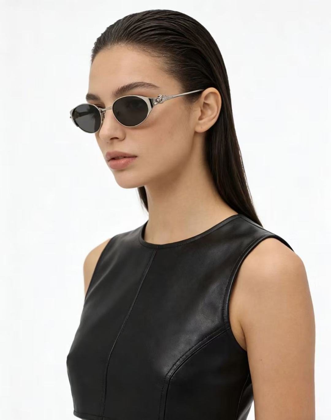 MiuMi*Mod ：SMU B07Size ：51口17-135