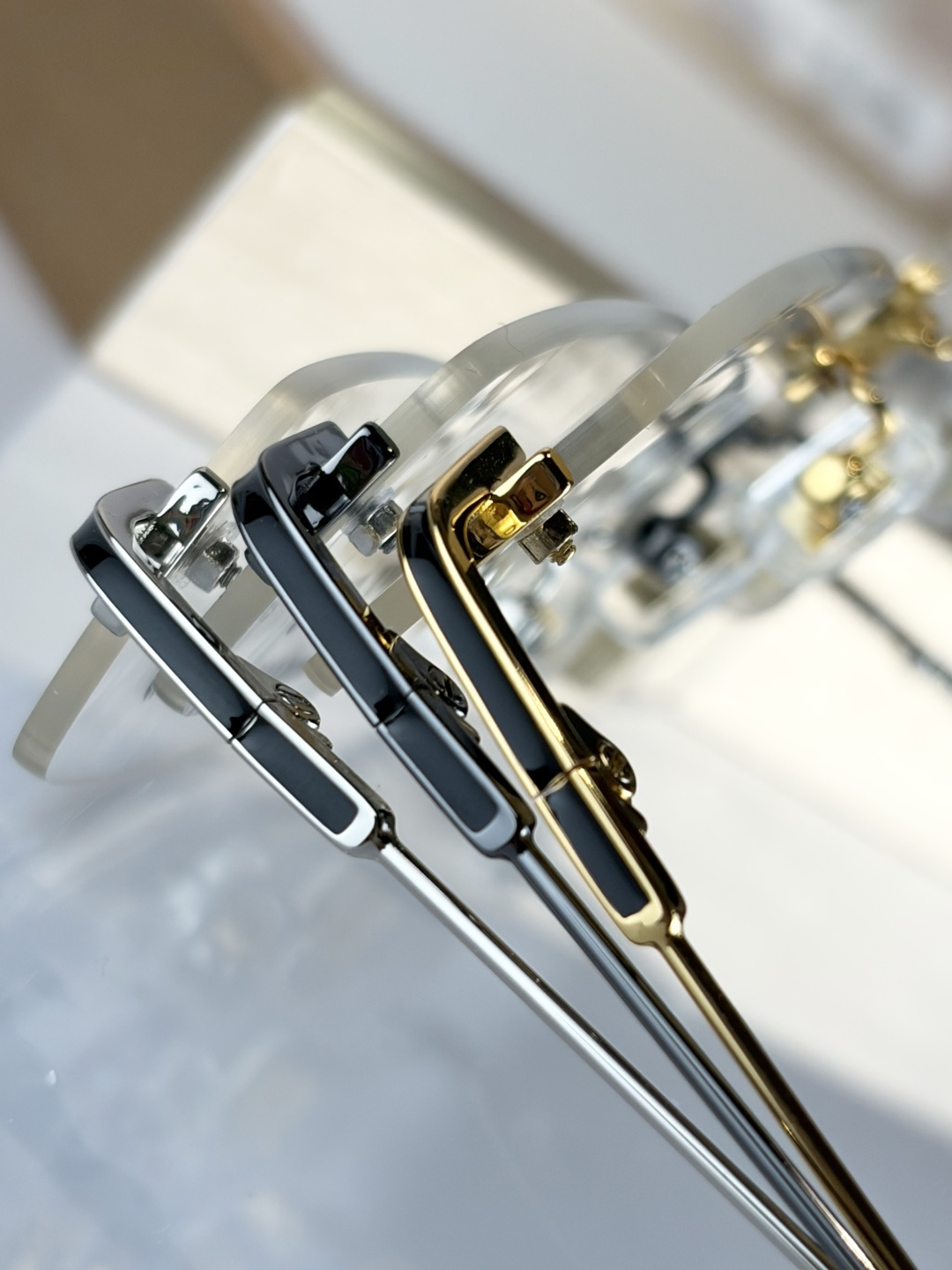 MIU MIUMODEL:MU 02SIZE：53口16-135