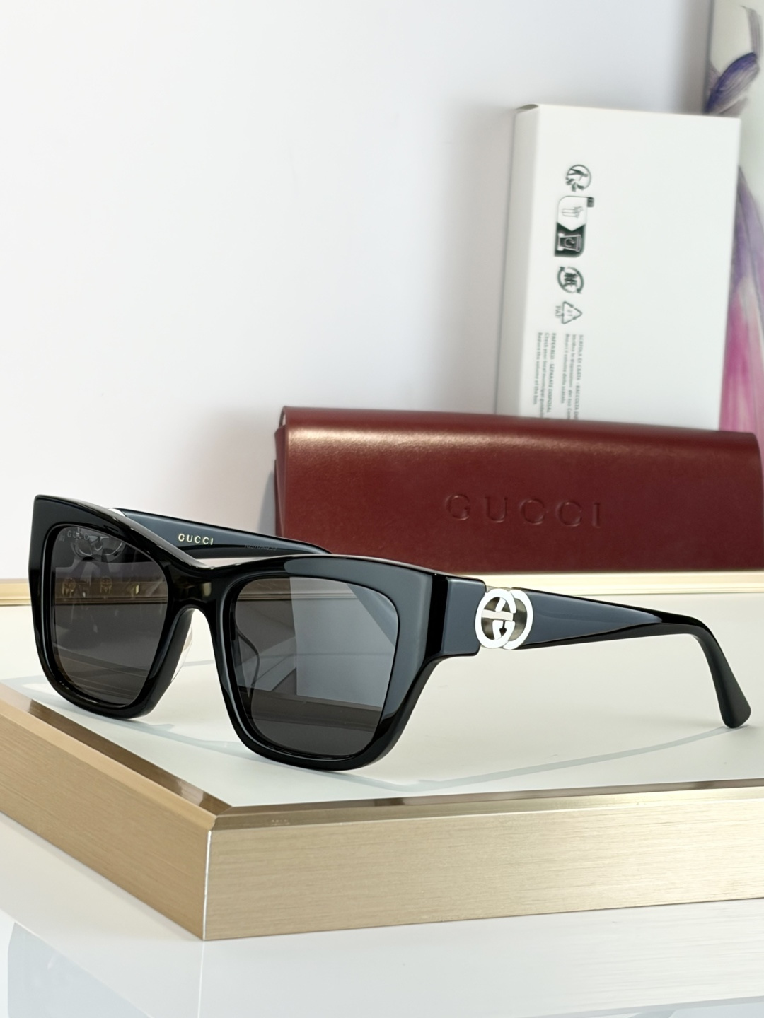 GUCCIMOD：GG2124OSize：52口18-135