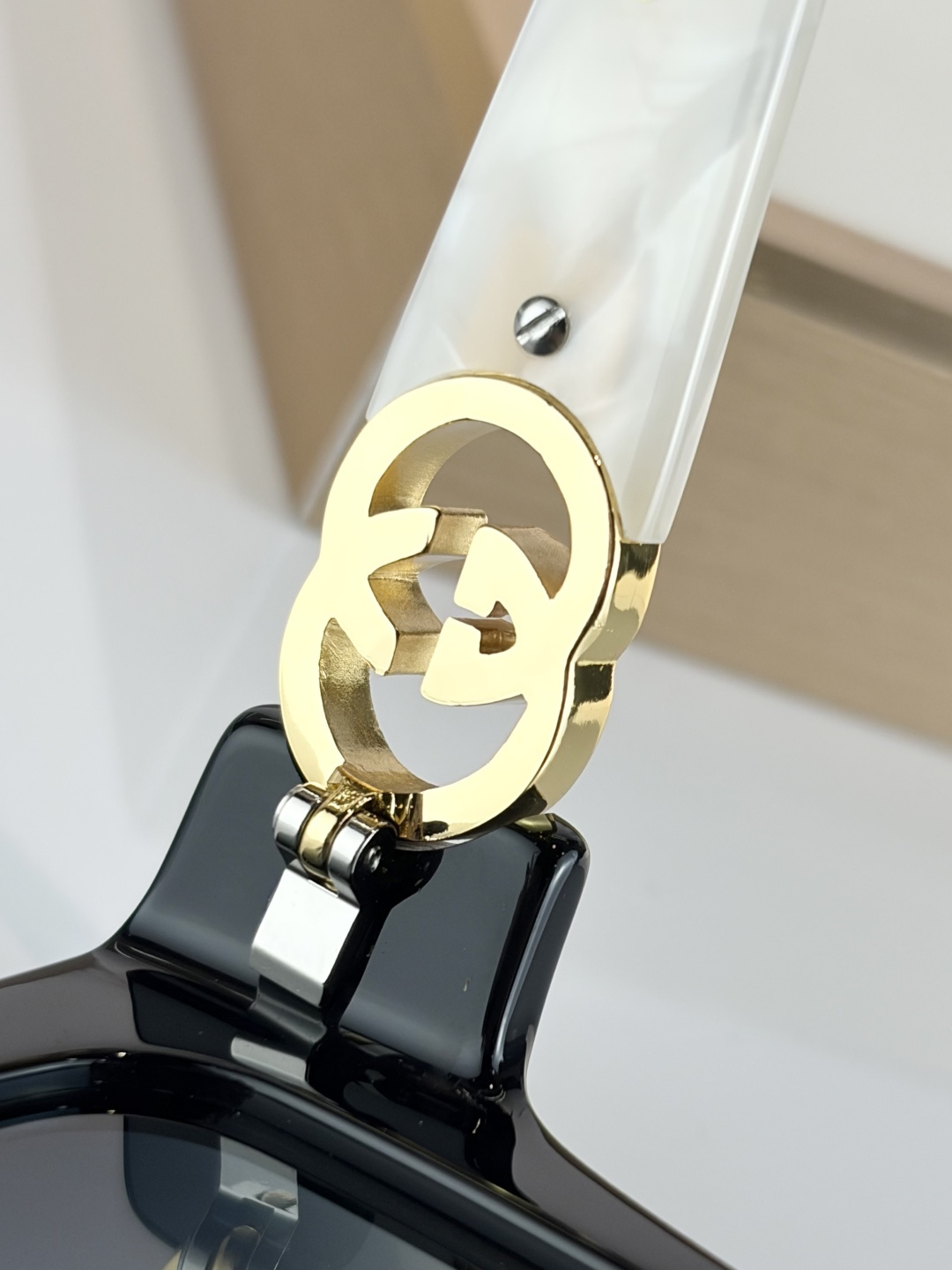 GUCCIMOD：GG2124OSize：52口18-135