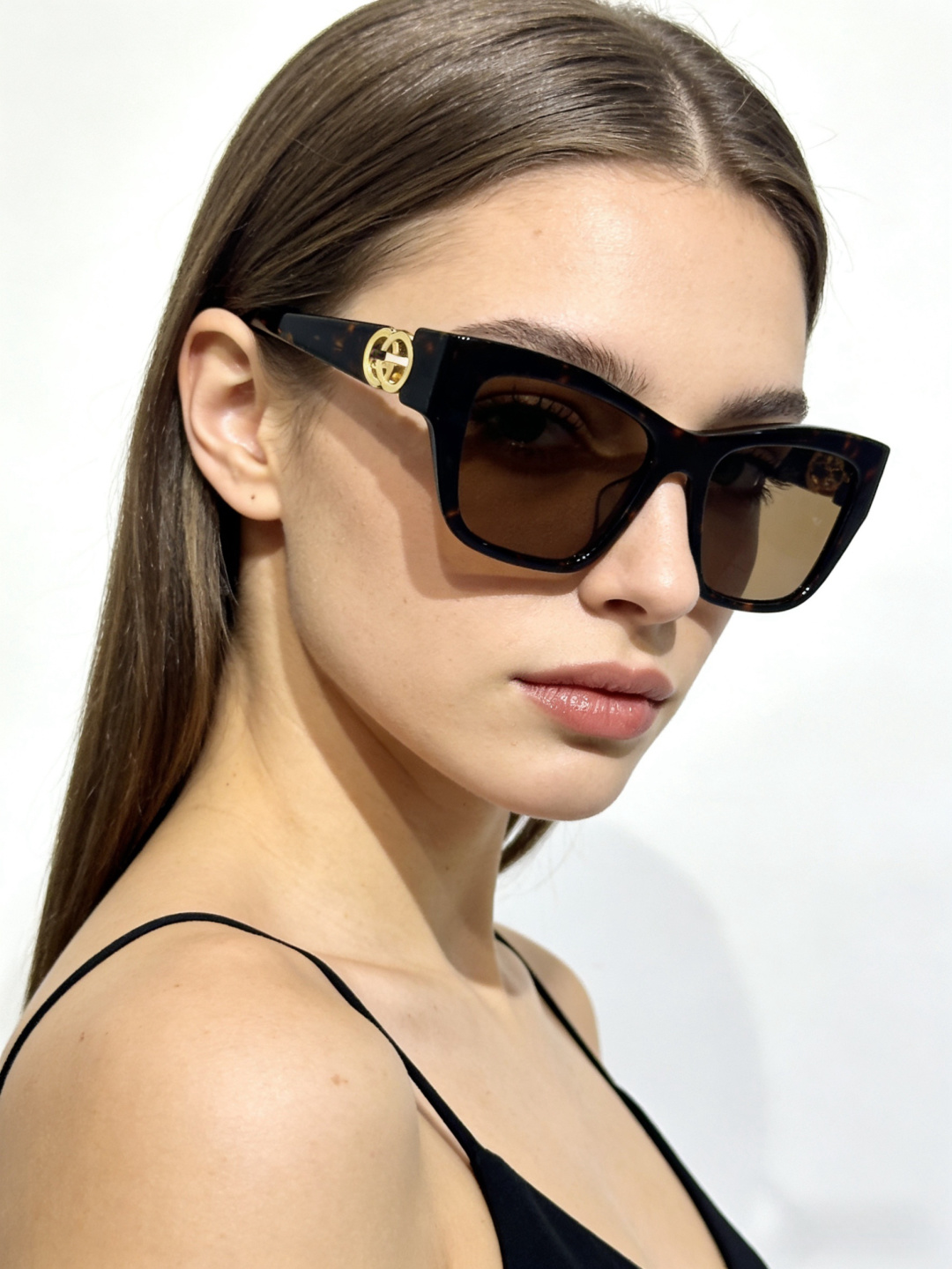 GUCCIMOD：GG2124OSize：52口18-135