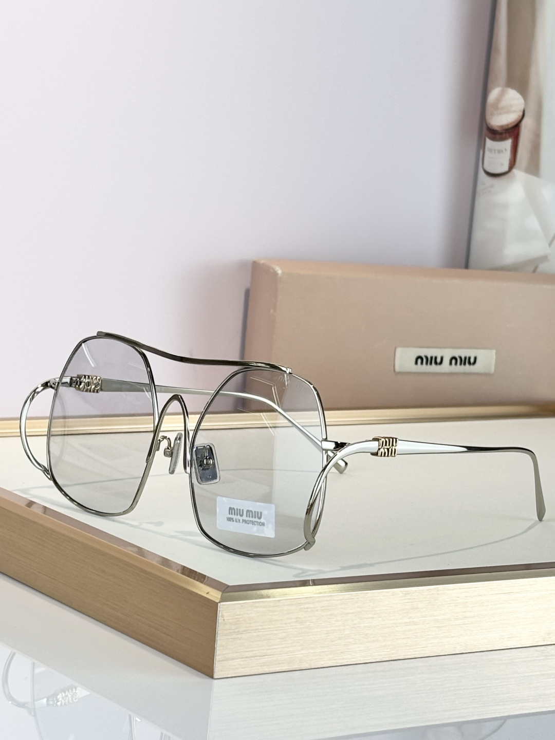 MIUMIUMOD：SMUA55SIZE：57-18-150新版本双色电镀