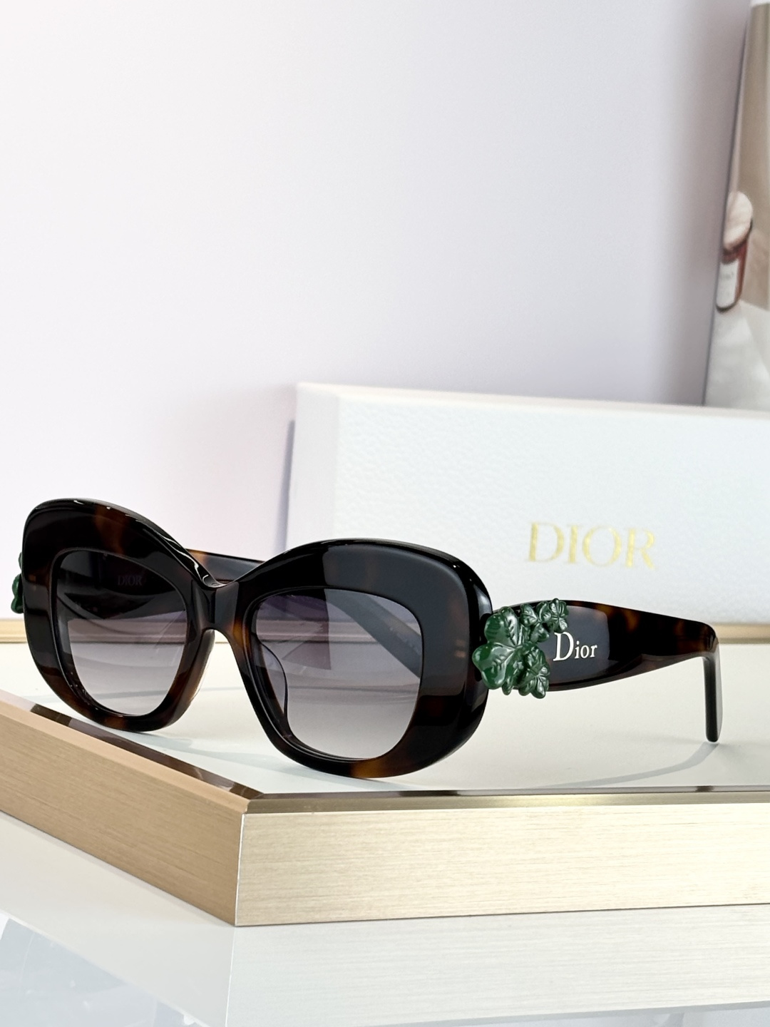 DIO*MODEL: Dior Clover S3FSIZE：51口18-145